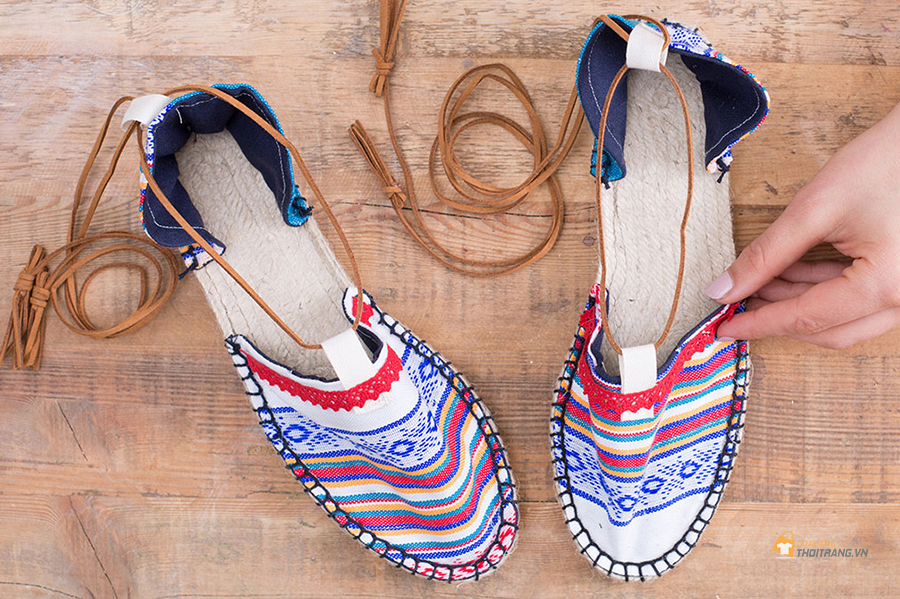 Cách may giày Boho hợp phong cách thời trang Bohemian